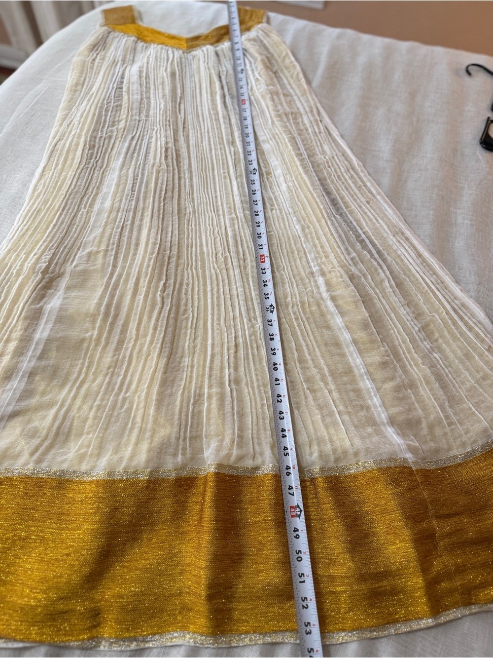 π Greek Goddess White and Gold Maxi Dress with Sash - Picture 7 of 11
